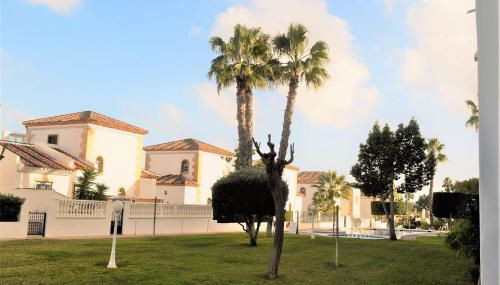 FABULOUS 2 BED 2 BATH APARTMENT ! - Foto 2, Garden