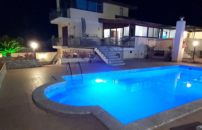 Villa Gloria - Photo 17