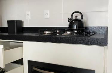 Apartamento em Condomínio Clube frente à praia do Campeche - Foto 32