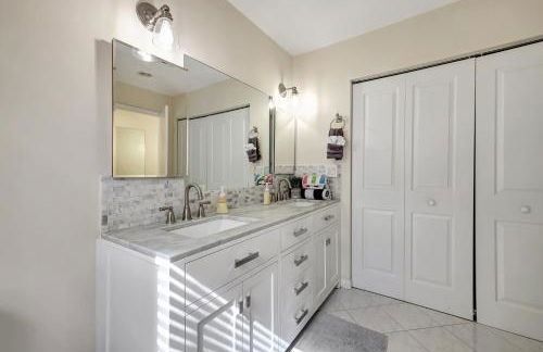 Coastal Retreat Near Downtown Stuart - Photo 5