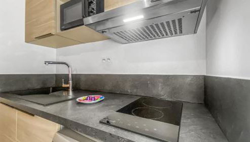 CALYPSO - Hypercentre - Proche Gare & Tram - Balcon - Wifi - Foto 5