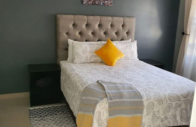 Posh 3 Bed Guesthouse in Hillside With Pool - 2039 - Foto 15