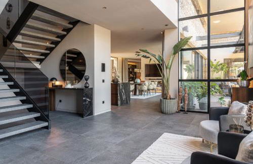 Luxury 5-Bed Beach Villa in Cala Vinyes - Foto 23