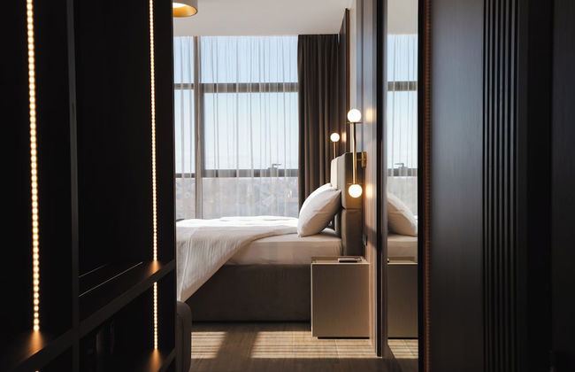 DISTRICT boutique - Photo 7