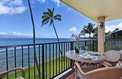 Oceanfront Remodeled-30 Feet to Ocean-Central AC-Highly Sought After - Foto 2