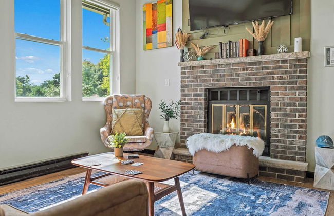 Strawberry Shores by Avantstay Lakefront Private Beach - Photo 3