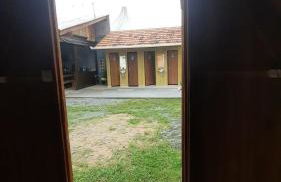 Cabana com Ar condicionado e area de cozinha e banheiro compartilhado a 10 minutos do Parque Beto Carrero - Foto 1