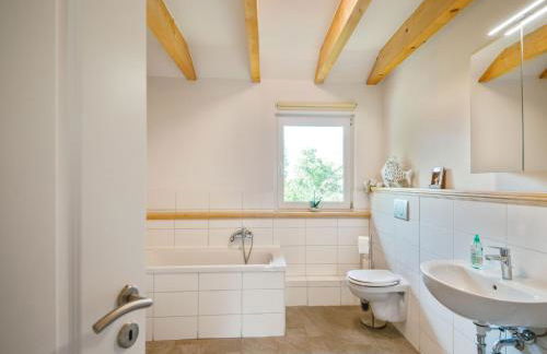 Tranquil Holiday Home in Winsen near River - Foto 42