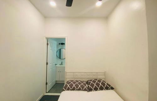 Oui on Ludlow - Entire House and Private Rooms in University City - Foto 24