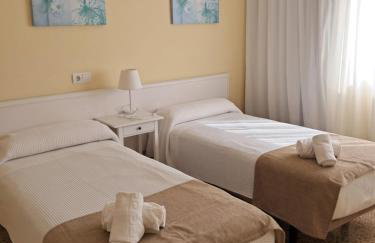 Apartamentos Cala Llonga - Foto 28