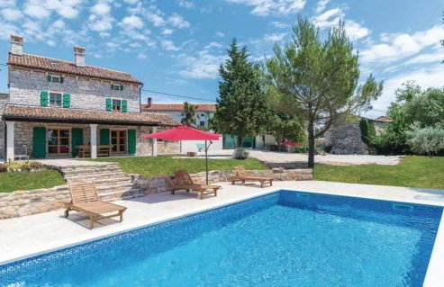 Vila Lucija - Foto 1