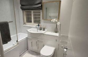 Luxurious 4 bedroom house in Orpington - Photo 7