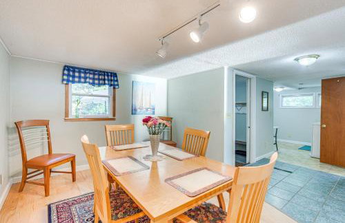 Lakefront Family Retreat with Private Dock! - Foto 11