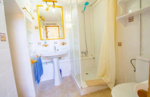 Authentic fisherman's house on the seafront - Photo 18