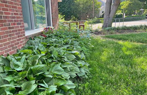 Entire Private 3 Bedrooms 1 Bathroom Single House with Fenced Garden - Photo 36