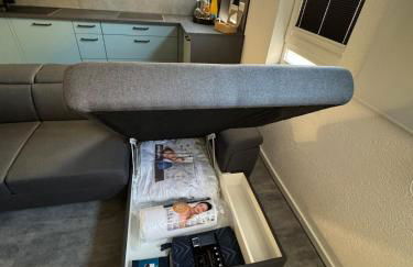 Luxus-Apartment im Herzen von Ludwigsburg - - WLAN - Klima - 24h Check-In - Waschmaschine - Terrasse - 200m vom Schloss und vom Ludwigsburger Marktplatz - - - Foto 9