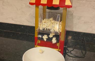 Bangalô com piscina e privacidade a 6 km do centro - Foto 18