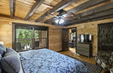 Waterfront 1-acre Private Dock, Hot Tub, Firepit Bankhead Lodge by Avantstay - Foto 52