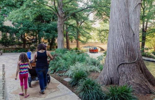 Cozy Room 2 Full Beds near Frost Bank Stadium WB2 - Photo 29