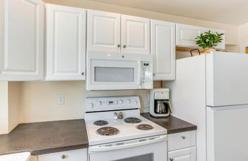 Patio and Mountain Views Farmhouse in Mancos! - Foto 13