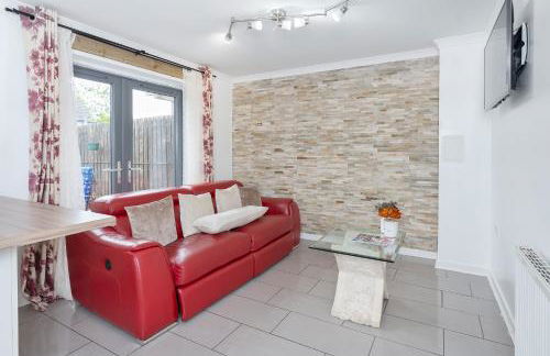 House near Edinburgh Ideal for Small Groups, Contactors & Tourists - Photo 7