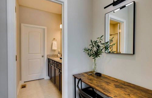 Cottage with 3 King Beds, 3 min to Marina, Fire Pit - Foto 19