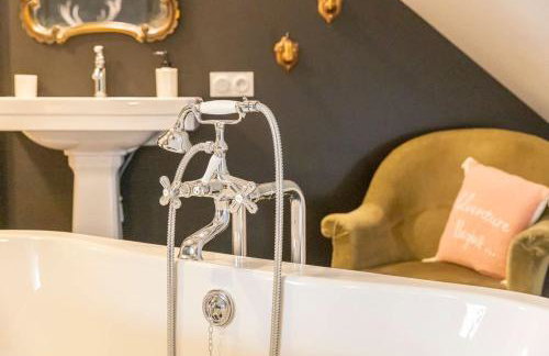 LE ROCHER- Belle maison de charme -Jardin/Parking - Photo 23