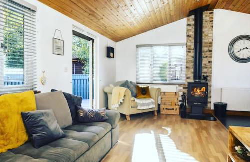 family honeybeelodge york Hot Tub and wood burner - Foto 4