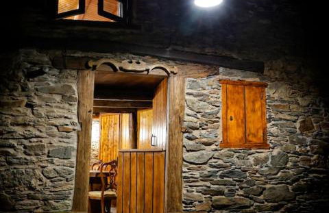 A casa dos carros - AS CASAS DO POZO - - Foto 1