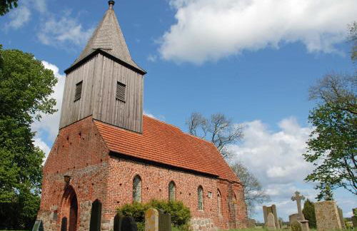 Ferienhaus zum Boddenstrand mit Kamin - Foto 33
