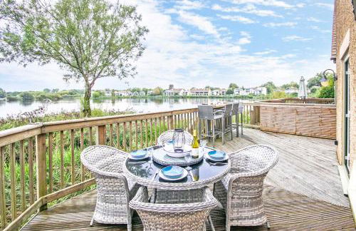 Coot Cottage - holiday house with fantastic lake views - Foto 2