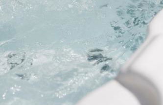 Large Country House with Hot Tub, Pool Table, and Log Burner - Photo 9