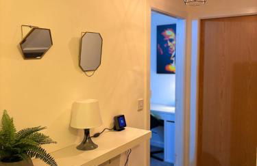 2 bedroom 2 bathroom ground floor apartment in central location - Foto 40