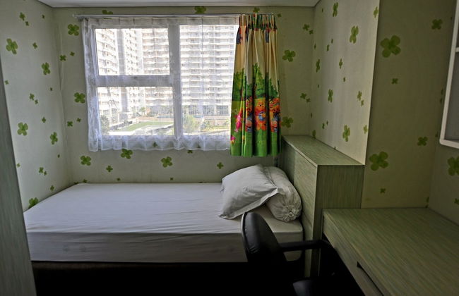 Quiet 3BRs pool and lake view - Photo 4