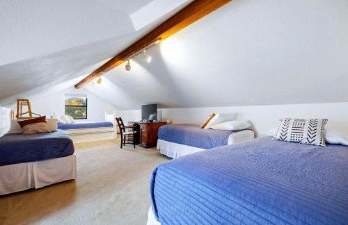 Beautiful Lakeside Rental with Hot-Tub in Igram, Texas, Perfect for Family Glamping Trips - Foto 52