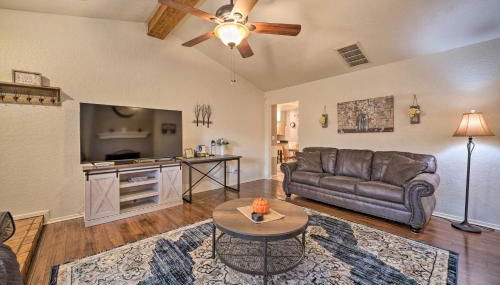 Home with Screened Porch about 10 Miles to Dtwn OKC! - Photo 4