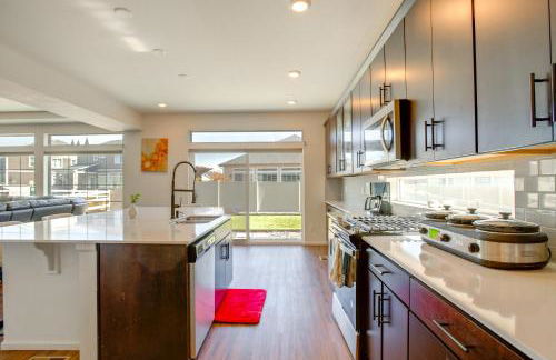 Newly Built Home with Garage, 10 Mi to Anschutz! - Foto 9