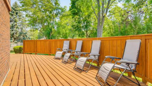 Bike and Kayak Lakefront Prospect Heights Home - Photo 2