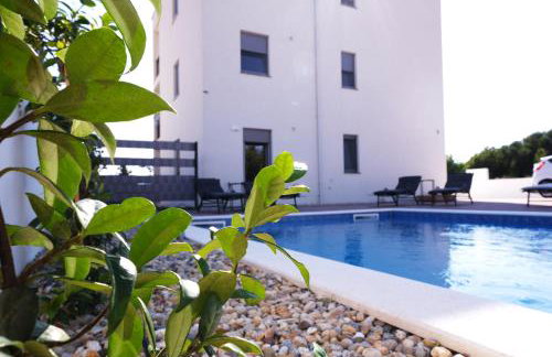 Seaside Serenity "Rosé" with pool, 150m from sea - Foto 12