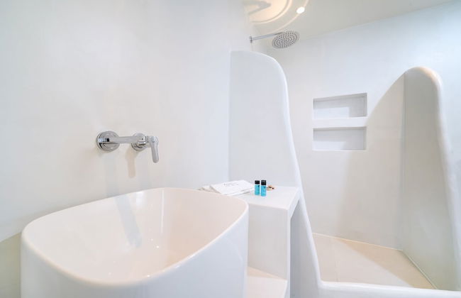 Narciso Luxury Suites - Photo 17