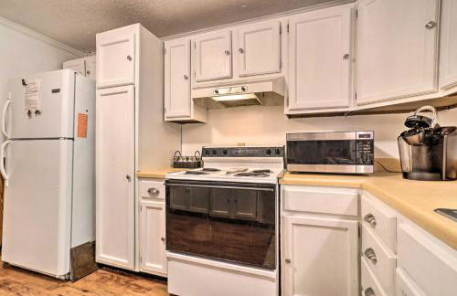 Serene Sky Valley Family Chalet with Fireplace - Foto 15