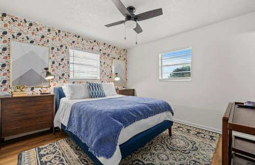 Stylish 3BR 2BA House Minutes from PCB - Book now - Foto 4