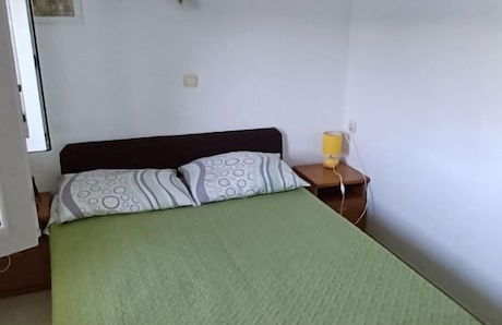 More 1 - sea Front - SA1 - Photo 11