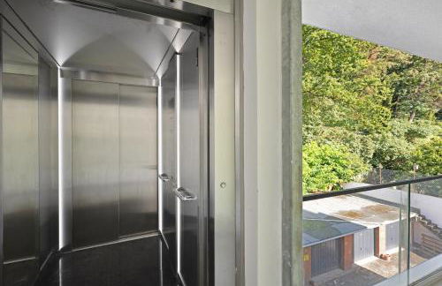 MAISUITES Eisvogel - Zentrale Luxuswohnung mit direktem Seeblick I Bis 4 Personen I Premiumküche I Boxspringbett I Kaffeevollautomat I Parkplatz I Barrierearm & Aufzug - Foto 46