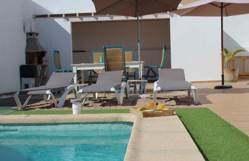 Casa piscina privada climatizada Tarajalejo 3 habitaciones - Photo 16