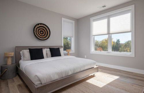 Piedmont Place Suite 402 Modern Apartment in Heart of Crozet - Foto 1