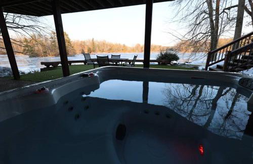 Lakefront Group Stay, Sleeps 19, Indoor Pool, Hot Tub, Arcades - Foto 51