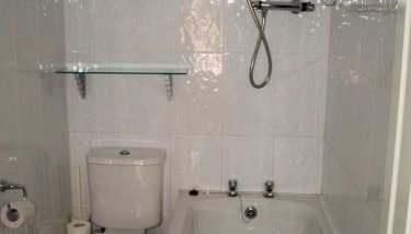 The Calf Suite - Photo 5, Shower