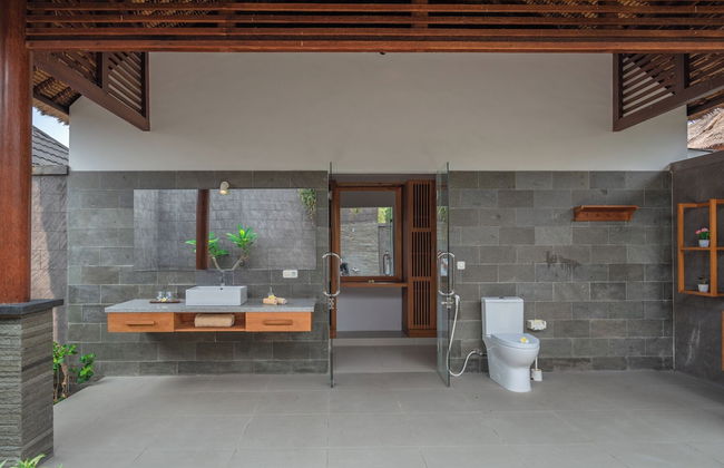 The Manik Kalisada - Foto 76