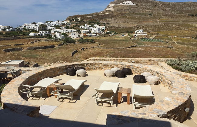 Themonies Luxury Suites - Photo 30